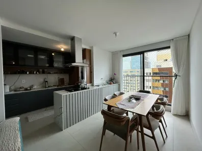 Apartamento com 2 Quartos à venda, 80m² no Canto, Florianópolis