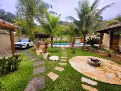 Casa com 3 Quartos à venda, 179m² no Capricónio III, Caraguatatuba