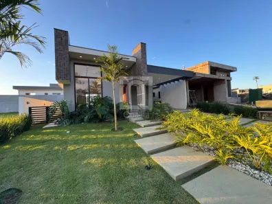 Casa de Condomínio com 3 Quartos à venda, 170m² no Condomínio Ninho Verde, Porangaba