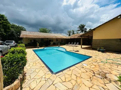 Fazenda/Sítio com 4 Quartos à venda, 269m² no Centro, Franca