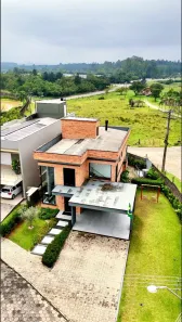 Casa de Condomínio com 3 Quartos à venda, 227m² no São Simão, Criciúma