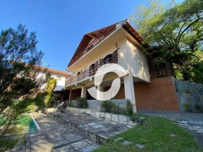 Casa com 4 Quartos à venda, 300m² no Maria Paula, Niterói