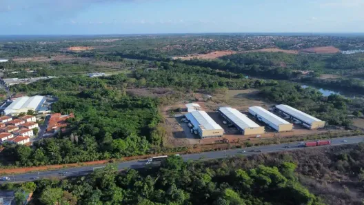 Galpão/Depósito/Armazém para alugar, 2000m² no Tancredo Neves, Teresina