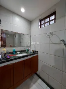 Casa com 5 Quartos à venda, 250m² no Várzea, Recife