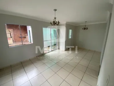 Casa de Condomínio com 2 Quartos para alugar, 141m² no Aclimação, Uberlândia