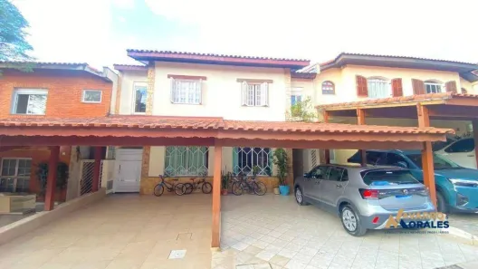 Casa de Condomínio com 3 Quartos à venda, 245m² no Jardim Pinheiros, São Paulo