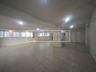 Sala Comercial à venda, 131m² no Centro, Curitiba