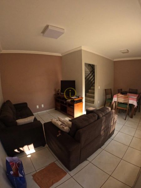 Casa com 3 quartos — Santa Terezinha, Belo Horizonte