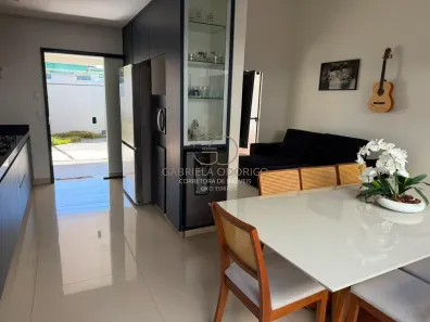 Casa com 3 Quartos à venda, 180m² no Centro, Anápolis