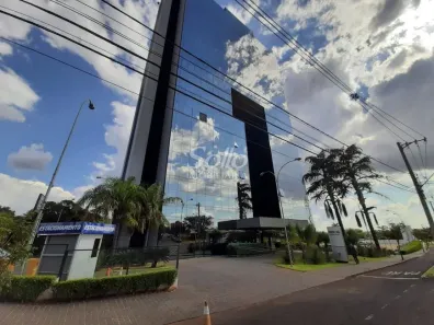 Sala Comercial para alugar, 132m² no Morada da Colina, Uberlândia
