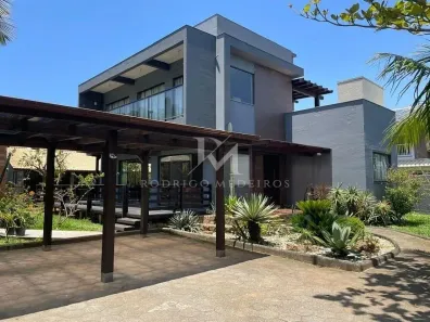 Casa com 5 Quartos à venda, 225m² no Campeche, Florianópolis