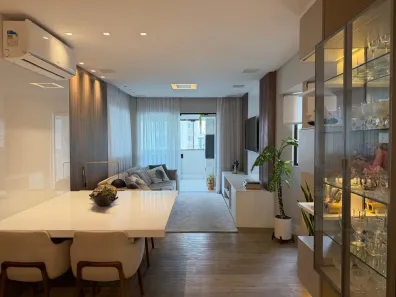 Apartamento com 2 Quartos à venda, 110m² no Centro, Balneário Camboriú