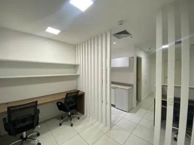 Sala Comercial à venda, 38m² no Asa Norte, Brasília