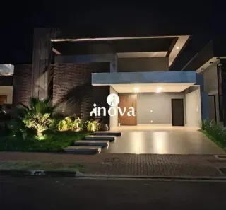Casa de Condomínio com 3 Quartos à venda, 221m² no Estância dos Ipês, Uberaba