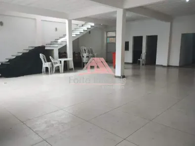 Ponto Comercial à venda, 400m² no Cosmos, Rio de Janeiro