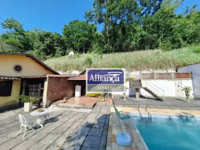 Casa com 6 Quartos à venda, 3000m² no Maria Paula, São Gonçalo
