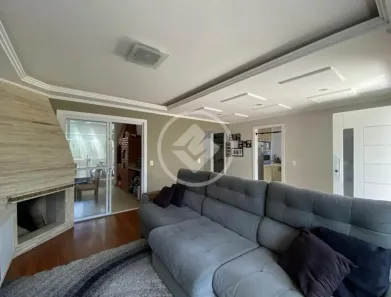 Casa de Condomínio com 3 Quartos à venda, 265m² no Tijuca, Teresópolis