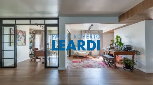 Apartamento com 2 Quartos à venda, 201m² no Jardim Paulista, São Paulo