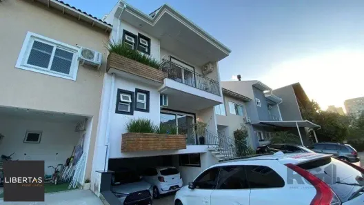Casa de Condomínio com 4 Quartos à venda, 209m² no Passo das Pedras, Porto Alegre