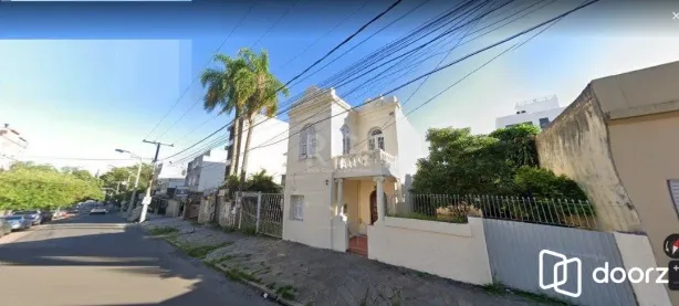 Casa com 2 Quartos à venda, 100m² no Rio Branco, Porto Alegre