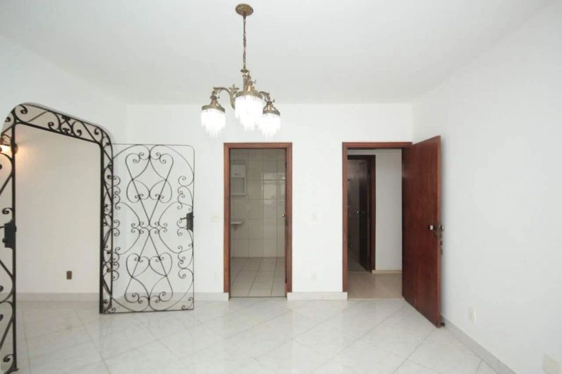 Apartamento com 3 quartos — Lourdes, Belo Horizonte