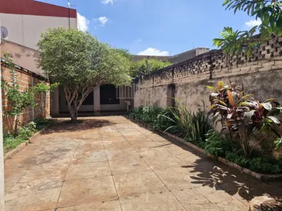 Casa com 3 Quartos para alugar, 110m² no Vila Tibério, Ribeirão Preto