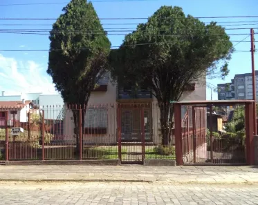 Casa com 8 Quartos à venda, 261m² no Rio Branco, Caxias do Sul