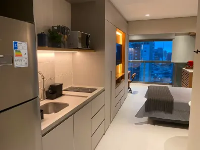 Apartamento com 1 Quarto para alugar, 32m² no Santo Amaro, São Paulo