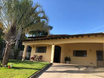 Fazenda/Sítio com 3 Quartos à venda, 180m² no Alvorada, Ibiporã