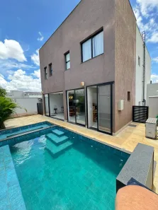 Casa de Condomínio com 3 Quartos à venda, 233m² no Jardins Porto, Senador Canedo