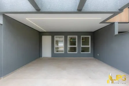 Sobrado com 4 Quartos para alugar, 226m² no Centro, Balneário Camboriú