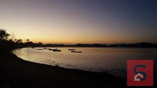 Lote/Terreno à venda, 995m² no Jardim Excelsior, Cabo Frio