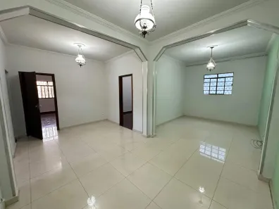 Casa com 2 Quartos para alugar, 280m² no Milionários (Barreiro), Belo Horizonte