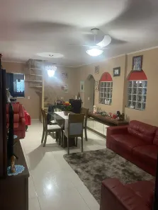 Sobrado com 4 Quartos à venda, 125m² no Vila Nogueira, Diadema