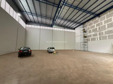 Galpão/Depósito/Armazém para alugar, 615m² no Vila São Cristóvão, Uberaba