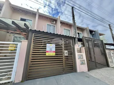 Casa com 2 Quartos para alugar, 64m² no Petrópolis, Joinville