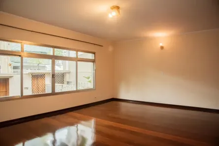 Sobrado com 3 Quartos à venda, 320m² no Chácara Inglesa, São Paulo