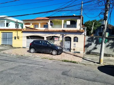 Casa com 6 Quartos à venda, 350m² no Bangu, Rio de Janeiro