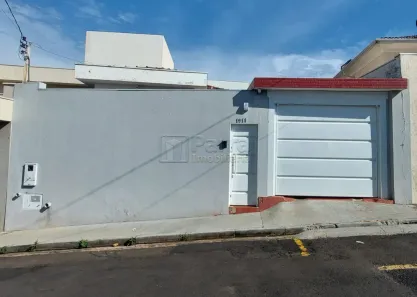 Casa com 3 Quartos para alugar, 143m² no Centro, Franca