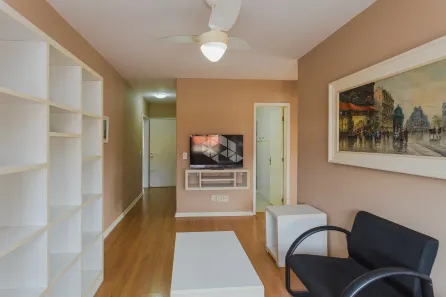 Apartamento com 2 Quartos à venda, 75m² no Medianeira, Porto Alegre