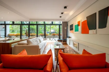 Casa com 3 Quartos à venda, 420m² no Vila Nova Conceição, São Paulo