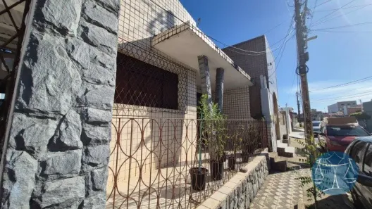 Casa com 3 Quartos à venda, 110m² no Alecrim, Natal