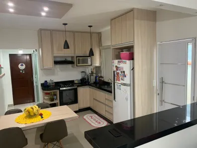 Casa com 2 Quartos à venda, 102m² no Jardim Esperança, Jacareí