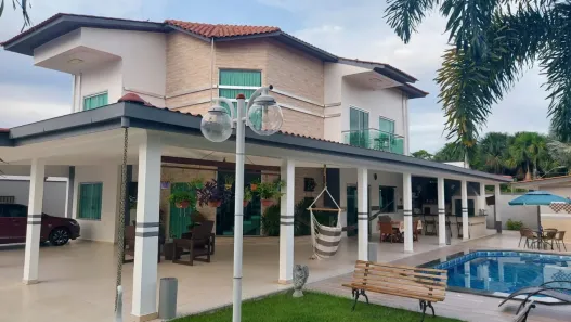 Casa de Condomínio com 4 Quartos para alugar, 450m² no Ponta Negra, Manaus