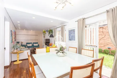 Casa com 4 Quartos à venda, 220m² no Campo Belo, São Paulo