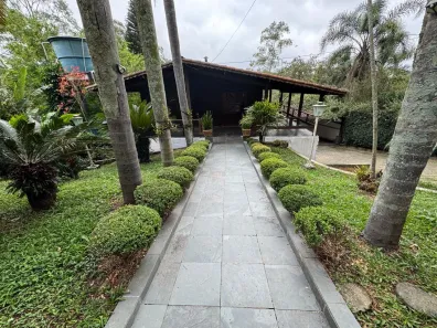 Fazenda/Sítio com 4 Quartos à venda, 400m² no Jardim dos Ipês, Embu das Artes