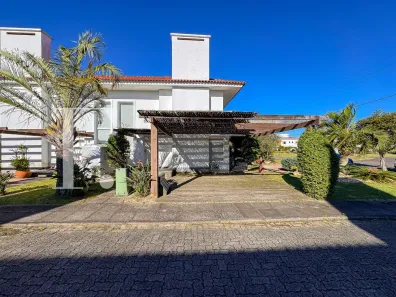 Sobrado com 3 Quartos à venda, 150m² no , Xangri-Lá