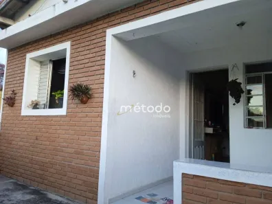 Casa com 2 Quartos à venda, 94m² no Centro, Guararema