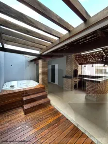 Casa com 3 Quartos à venda, 167m² no Jardim Holanda, Uberlândia