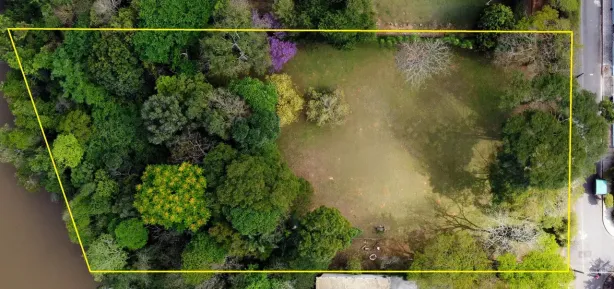 Lote/Terreno à venda, 2148m² no Chácara General Banda, Três Corações